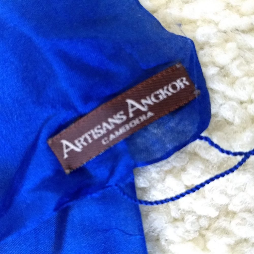 vintage y2k NWOT royal blue silk long scarf wrap - Picture 2 of 6